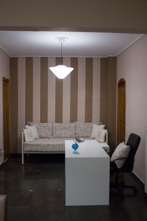 Downtown Across National Archaeological Museum Apartment Athena Bagian luar foto